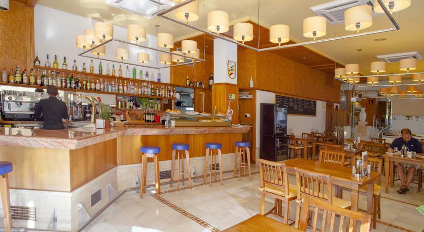 Aparthotel Duquesa Playa Санта-Еулалія-дель-Ріо Екстер'єр фото