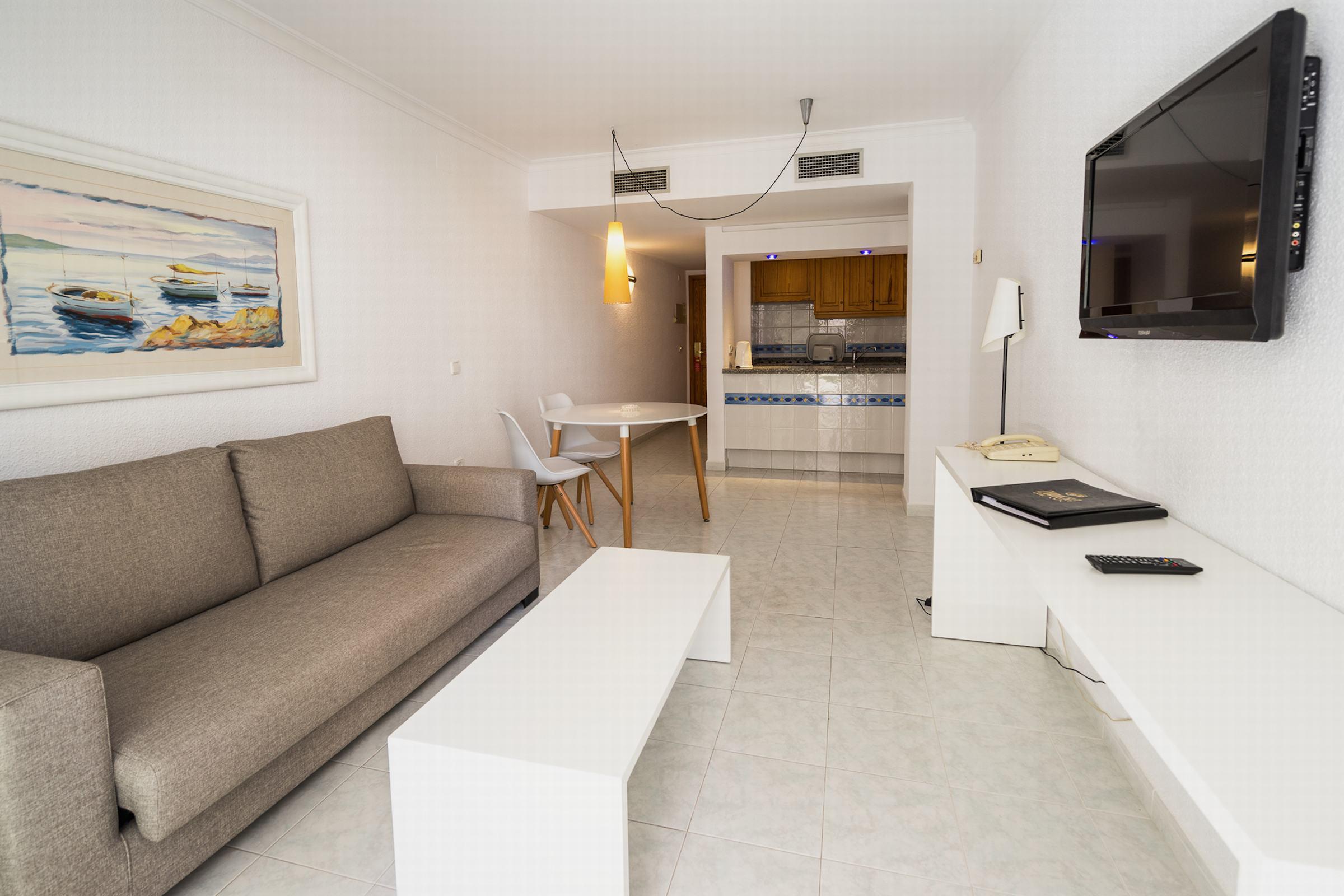 Aparthotel Duquesa Playa Санта-Еулалія-дель-Ріо Екстер'єр фото