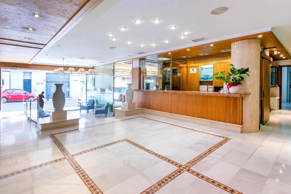 Aparthotel Duquesa Playa Санта-Еулалія-дель-Ріо Екстер'єр фото