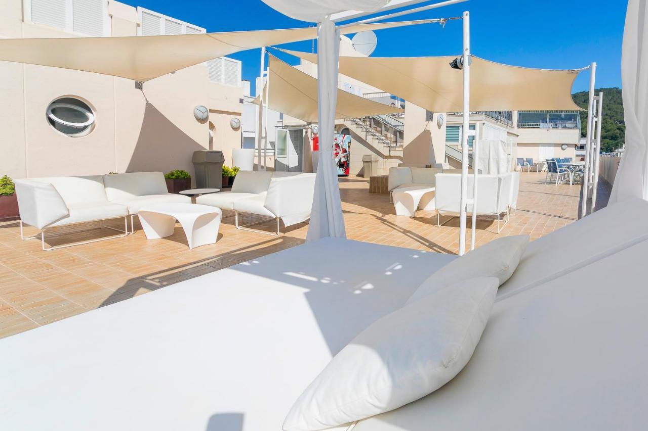 Aparthotel Duquesa Playa Санта-Еулалія-дель-Ріо Екстер'єр фото