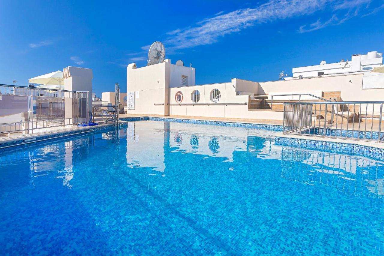 Aparthotel Duquesa Playa Санта-Еулалія-дель-Ріо Екстер'єр фото