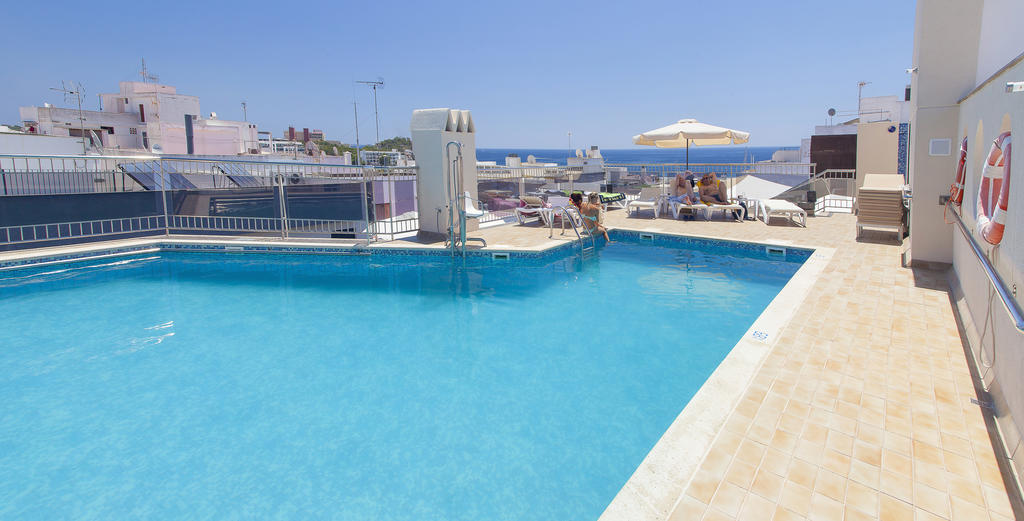 Aparthotel Duquesa Playa Санта-Еулалія-дель-Ріо Екстер'єр фото