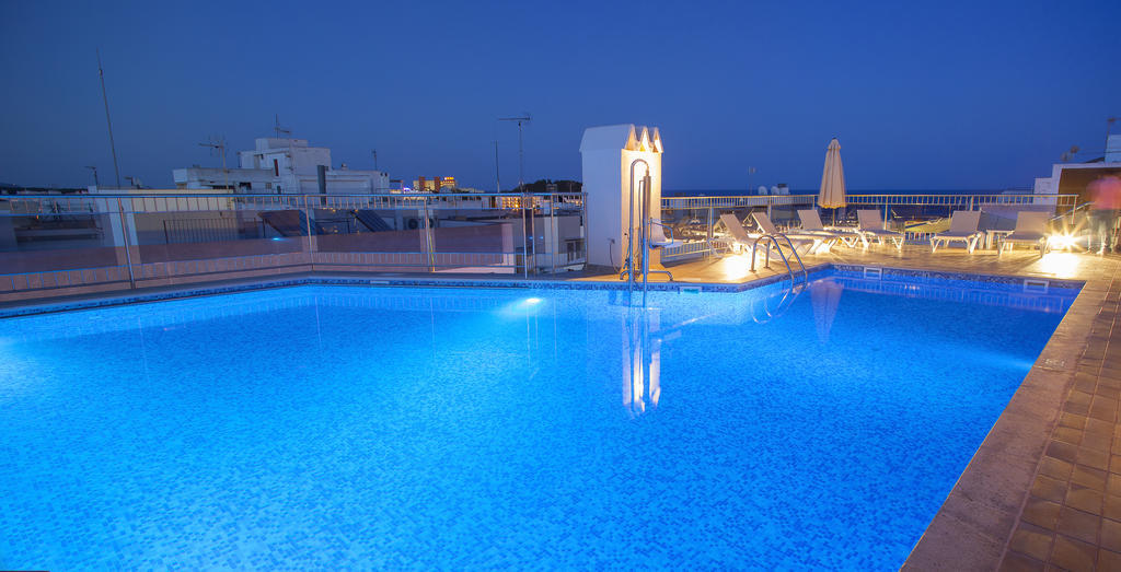 Aparthotel Duquesa Playa Санта-Еулалія-дель-Ріо Екстер'єр фото