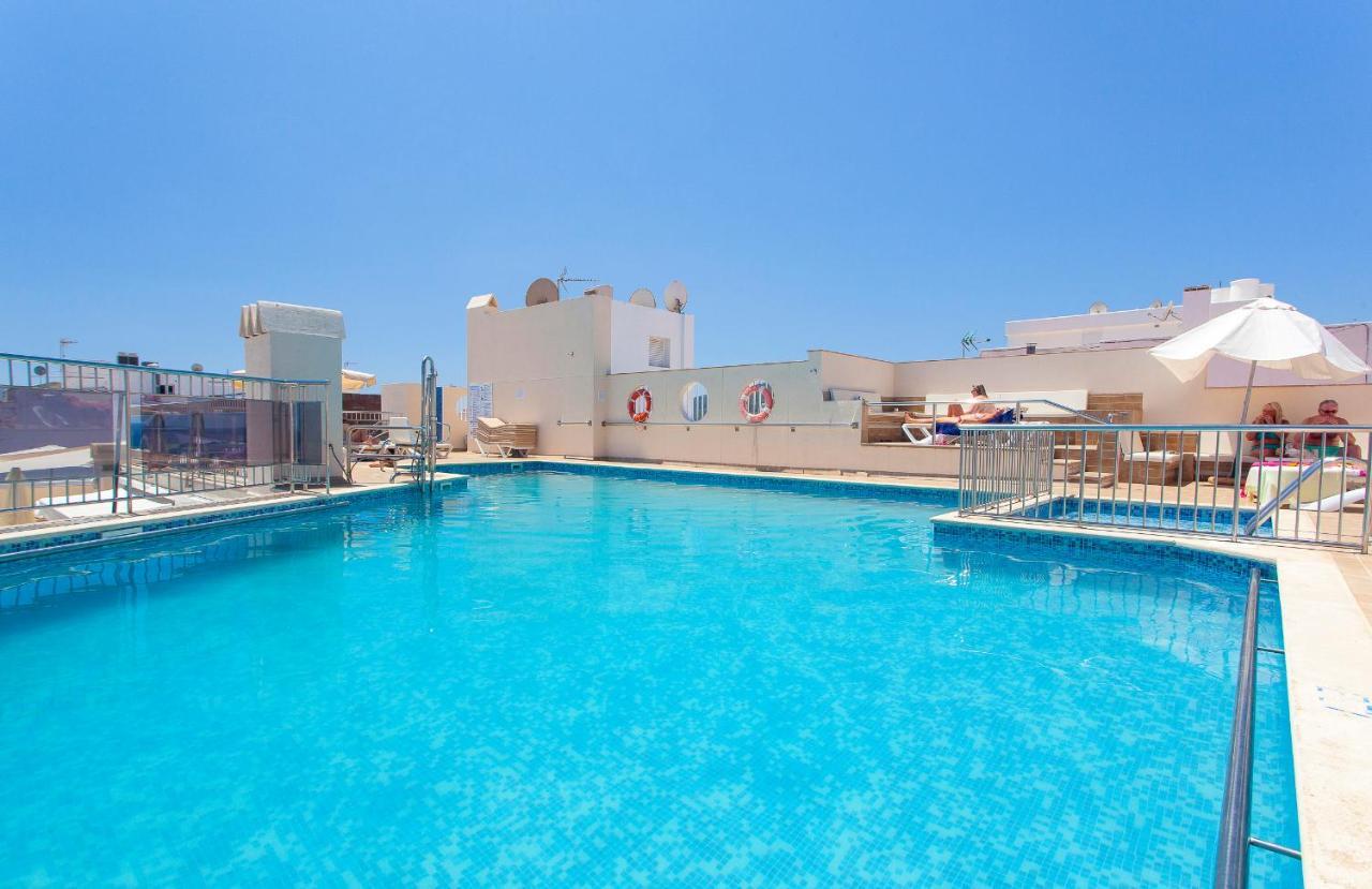 Aparthotel Duquesa Playa Санта-Еулалія-дель-Ріо Екстер'єр фото