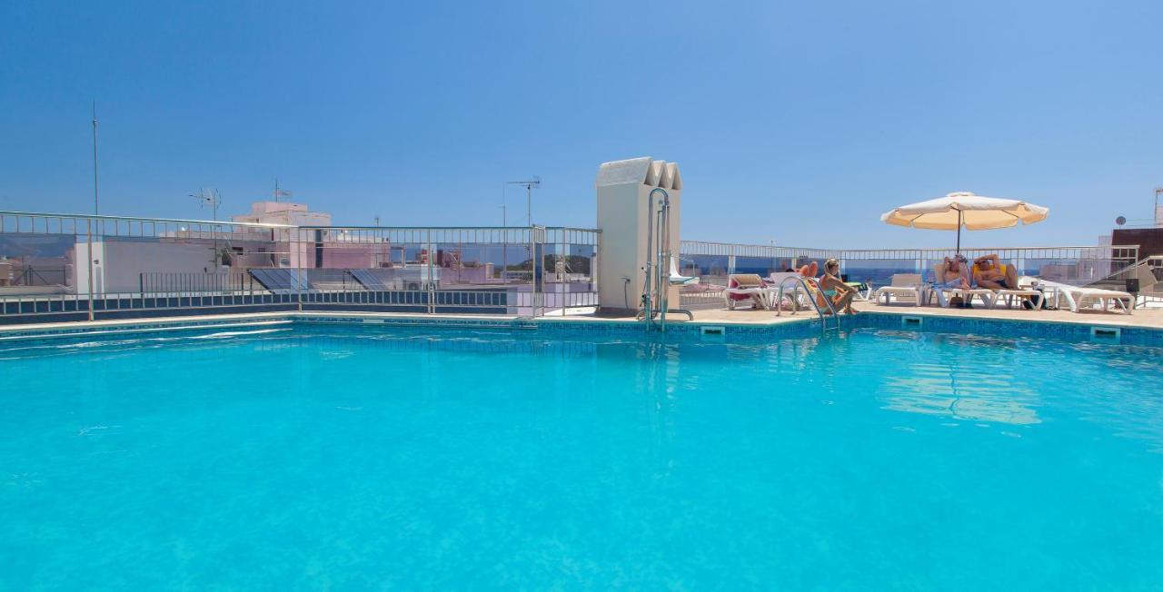 Aparthotel Duquesa Playa Санта-Еулалія-дель-Ріо Екстер'єр фото